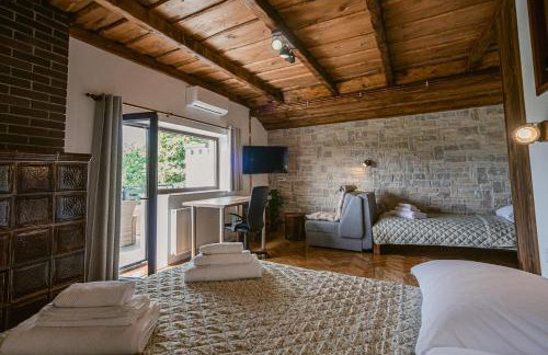 Holiday House Zrinski with Pool, Sauna & Jacuzzi - Foto 18