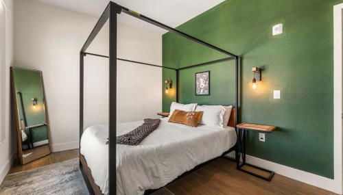 Stylish 2BD Haven with Scenic DTLA Views and Parking - Foto 4