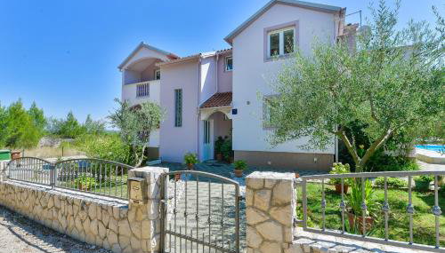Family-friendly apartments with swimming pool Zadar - 18098 - Foto 2