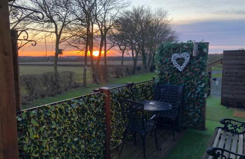 Couple’s Lodge With Hot Tub - Foto 53