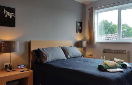 Modern 1-Bed Flat in Wigan - Foto 1