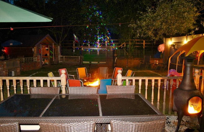 Squirrel Barn. Hi-spec. Hot tub & Wifi. Sleeps 14 - Foto 42