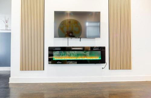 Modern Luxe Townhome with Rooftop Cinema - Foto 7