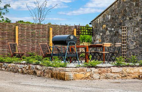 Dovedale Manor - Photo 12