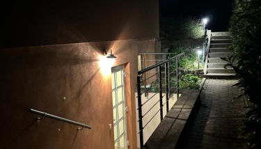 schöne Einliegerwohnung mit Stellplatz - Foto 2