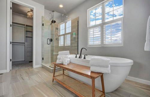 4BR Mountain views - Movie Theater - Pool Table - Foto 3