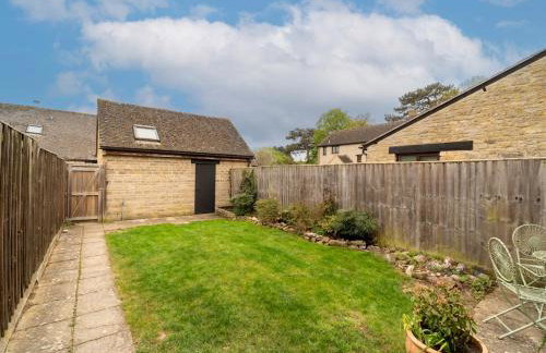 Cosy 2 Bed Terrace Peaceful Village location - Pass the Keys - Foto 44