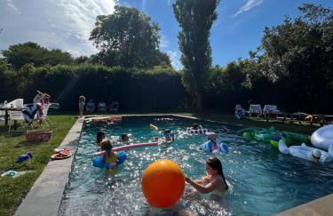 Southampton Village, 2 Fireplaces, Walk to All - Foto 28