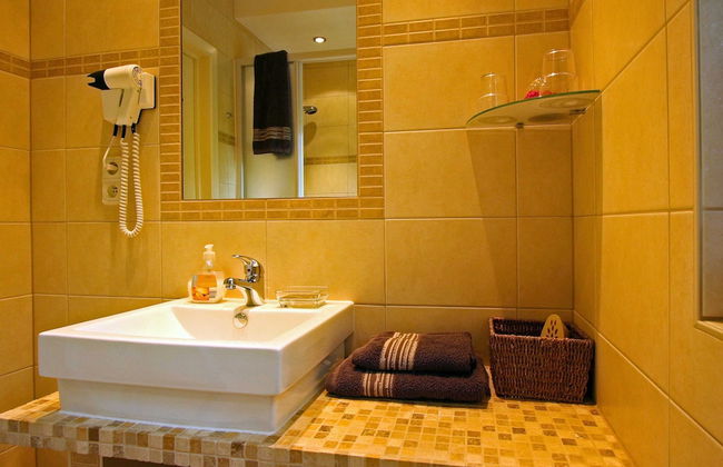 Cottage With a Terrace and a View of the Valley - Foto 18