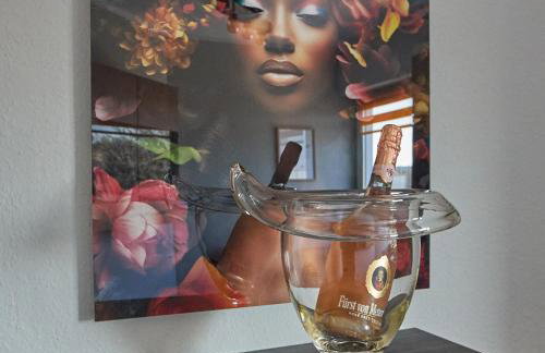 Home of spa - Photo 13