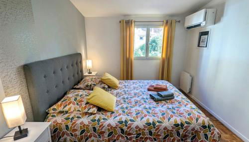 Grand duplex - Parking privé - Centre - Calme - Foto 2, towels