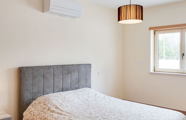 Modern Holiday Home in Lisbon With Private Pool & Jacuzzi! Ncasa Aurélie - Foto 3