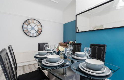 Spacious 3BR Sleeps 8 Ideal for Contractors or Large groups - Foto 2