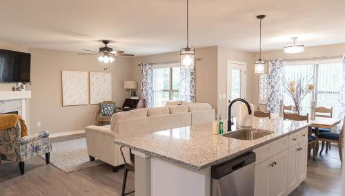 Brand New 2 Bedroom with Office - Foto 1