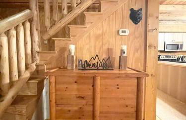 One of a Kind Rustic Log Cabin near Bryce Resort - Large Game Room - Fire Pit - Large Deck - BBQ - Foto 20