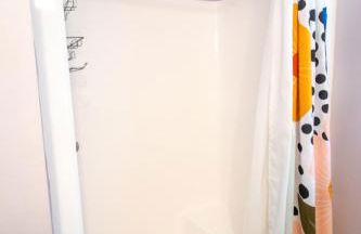 4Br 3bath Dog Friendly Ocean View Hot tub Elevator - Photo 27