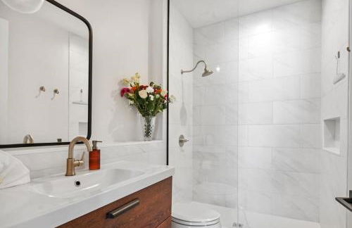 Fab 1838 Garden District 5BR with Parking And Balcony - Foto 15