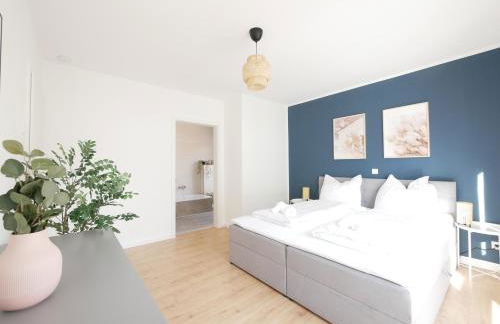 85qm, Parkplatz, zentral, großer Balkon, 2 Bäder - Foto 2