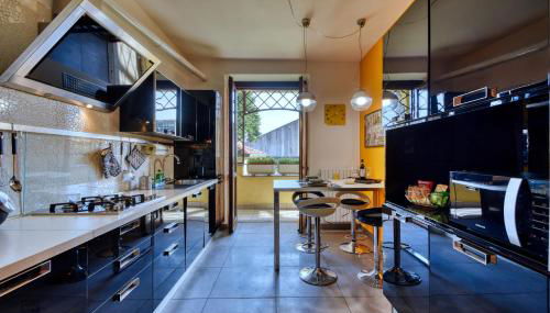 Urban House - un angolo di relax con terrazza in Lombardia - Photo 3