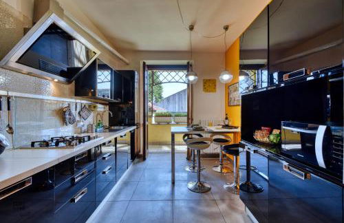 Urban House - un angolo di relax con terrazza in Lombardia - Photo 3