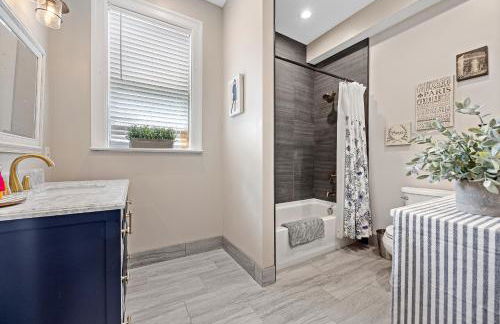 Cozy Historic Forest Park Entire Home @The Grove - Foto 16