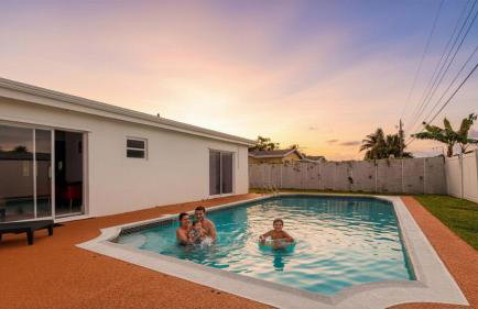 Villa 4BR Villa Private Pool BBQ Area Near Beach - Photo 3
