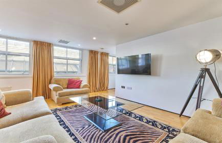 The Monument - Foto 27