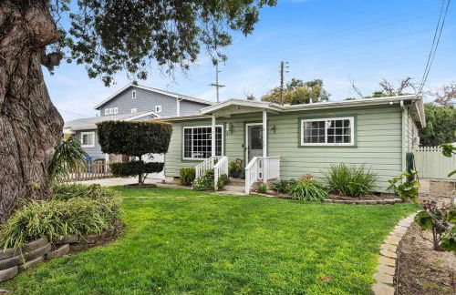 O-Side Beach Bungalow with Jaccuzi Blocks to beach - Photo 32