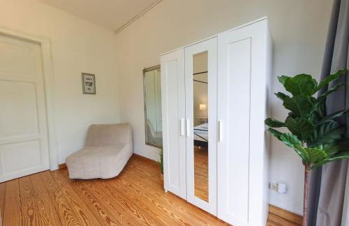 DEUTSCHE VILLA - DELUXE APARTMENT mit Sauna und großem Garten - Foto 17