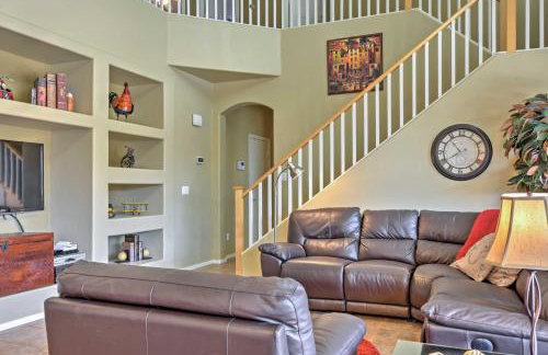 North Phoenix Home with Pool Hike, Swim and Shop! - Foto 6