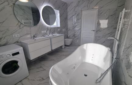 Meerblick Villa mit Terrasse, Pool und kostenlosen WLAN neu renoviert - Foto 8