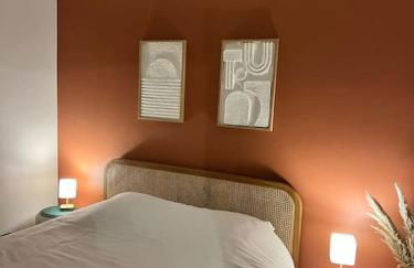 Maison rénovée haut de gamme de centre-ville - Photo 12