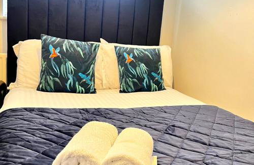 City Centre House - Pet Friendly - Free Parking - 2 Bedroom - Large Garden - Foto 12