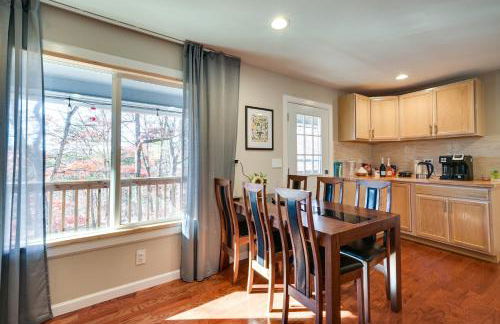 Serene Springfield Retreat on 6 Acres with Hot Tub! - Foto 9