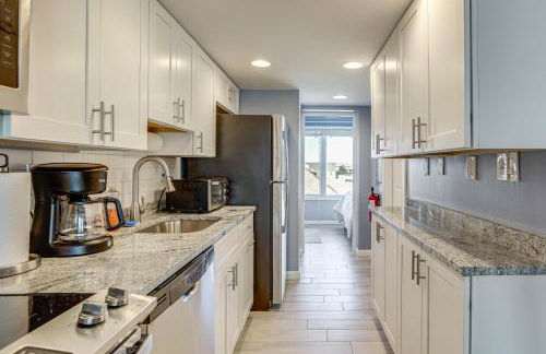 Oceanside Retreat in Mantoloking Walk to Beach! - Foto 12