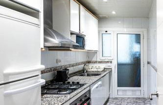 Bonito apartamento Camp Nou - Foto 24