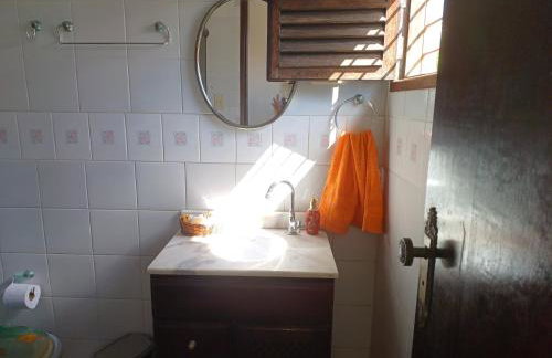 Casa super arejada no melhor de Miramar - Foto 29