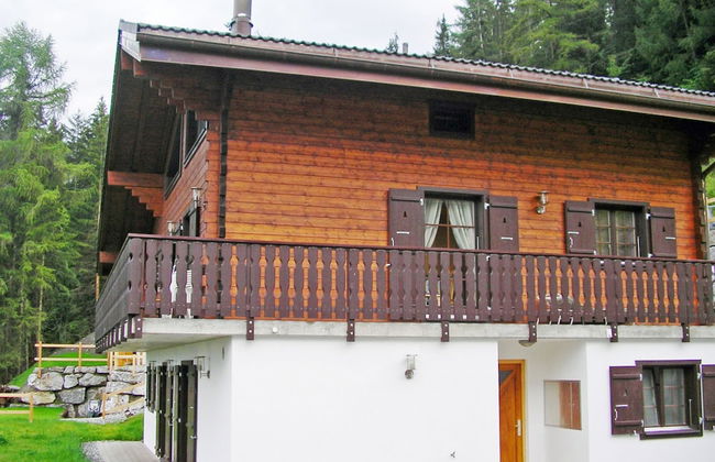 Luxurious Chalet in Riddes with Hot Tub - Foto 17