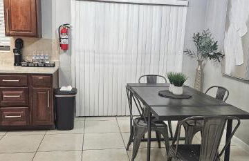 Big TV 2 Bedroom Apartment Cooper City - Foto 12