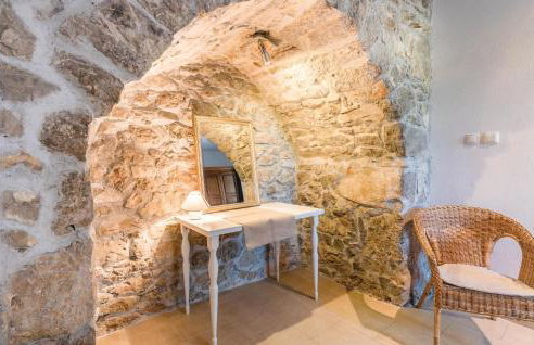 4 Bedroom Nice Home In Zgaljici - Foto 9