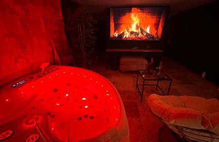 Nuit de rêve : spa, sauna, cinéma - Foto 12