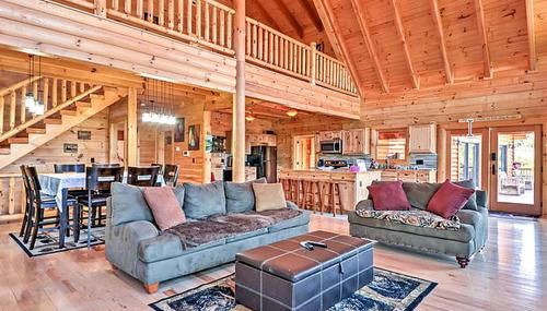 Gorgeous Log Cabin Rental near the Blue Ridge Mountains in Dobson, North Carolina - Foto 4