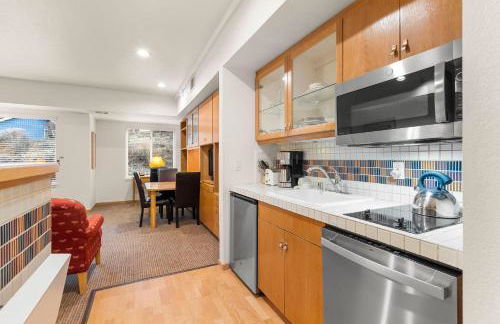 Palisades Tahoe Lodge Rentals Studio #118 - Foto 4