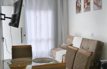 Apto Moderno a 700 metros da praia com varanda - Photo 12