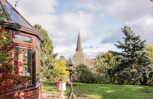 Court Farm - Photo 30