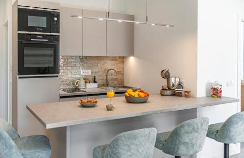 Adam and Cupid - Foto 2