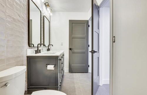 Patio and Dillon Reservoir Views Chic Frisco Condo! - Foto 19