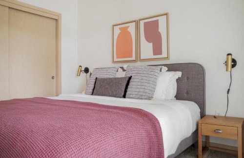 Wallingford jr 1br w rooftop nr bars SEA-639 - Photo 8