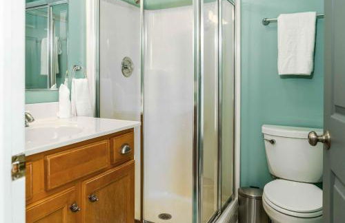 Lakefront Private Dock Pet Friendly Fire Pit - Foto 17