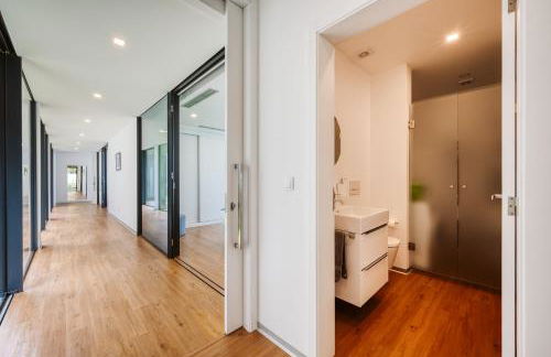 Vila Aguarelas with pool by Stay Madeira Island - Foto 24